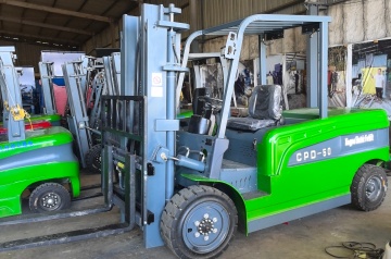 Convert Forklift to Electric: The Smart Path to a Greener Fleet Without Buying New