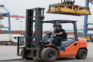 Hydraulic Forklift for Sale: 2026 Market Overview