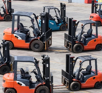 Lithium-Ion Forklifts: The New Standard in Material Handling