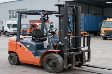 The 7 Classes of Forklifts: A Complete OSHA Classification Guide