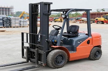 2 Ton Forklift for Sale: 2026 Market Guide