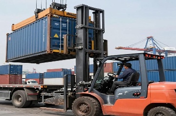 Cat 5 Ton Forklift – Complete 2026 Model Guide