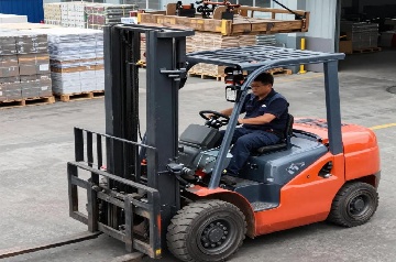 Duplo Forklift Truck – LEGO Duplo Toy Information