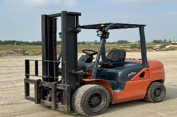 Cushion Tire Forklift – The Complete 2026 Guide
