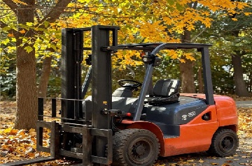 Industrial Trucks: Types, Prices, Weights, and Top Brands