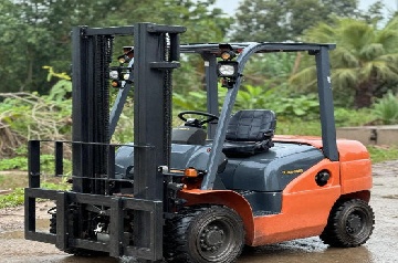 Miniature Forklift – The Complete 2026 Buyer‘s Guide