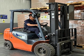 Dependable Forklift for Sale in Jamaica – Power Your Island Operations