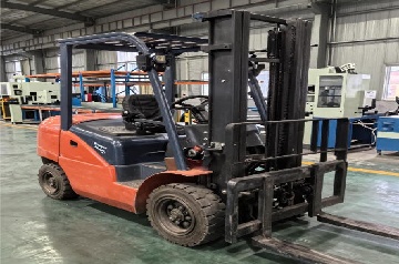 Reliable Forklift for Sale in Irving – Your Local Material Handling Partner
